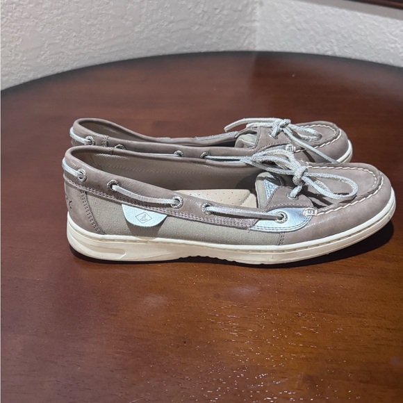 Sperry Angelfish Boat Shoe with Slip-On Design - Picture 1 of 8